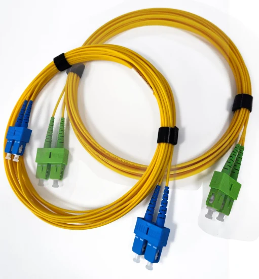 Cordón de remiendo suave interior de la fibra óptica del dúplex 0.3m m Scupc-Lcupc Sm del cable